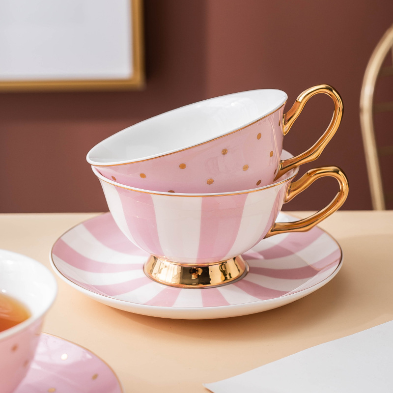 Ceramiczne różowe kubki do kaw – Kitchen Appliances Set recenzja i cena